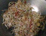 Foto langkah ke 6 dari resep TOGE JAMUR plus TELUR PUYUH LADA HITAM.