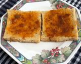 A picture of step 4 of Mayo-Schezwan-Potato Toasted Sandwich.