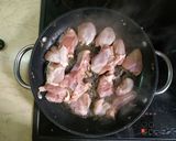 Foto del passaggio 9 della ricetta Pollo “alla crème” con funghi Portobello