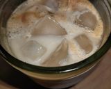 Foto langkah ke 7 dari resep Iced Sea Salt Creamy Latte Coffee.