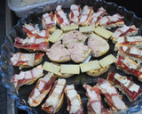 Foto del paso 7 de la receta: Bandeja de aperitivos con jamón, queso y paté