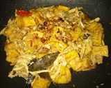 Foto langkah ke 8 dari resep Ayam suir bumbu kuning.