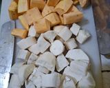 Foto langkah ke 1 dari resep Kolak Komplit (Pisang, Singkong, Ubi).