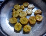 A picture of step 1 of Green Banana omelette.