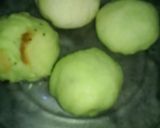A picture of step 2 of Bread cookies Green Trifle.