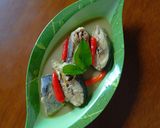 Foto langkah ke 4 dari resep Gule Ikan Bumbu Iris.