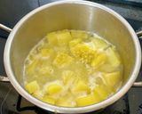 Hình bước làm 2 của món Soup cốm mùa thu