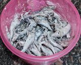 Foto langkah ke 2 dari resep Ikan tumis Lombok.
