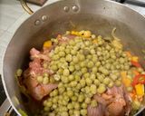 Foto del paso 4 de la receta: Pollo con verduras salteadas para rapiditas