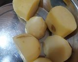 A picture of step 1 of Left over potato stuffe paratha.