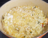 Foto del paso 7 de la receta: Arroz con bacalao y gambas