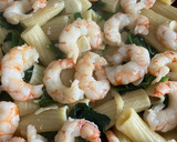 Foto del paso 11 de la receta: Tortiglioni con espinacas y gambones