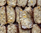 Foto langkah ke 1 dari resep Garlic oats cheese bread.
