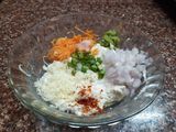 સ્પાયસી સોજી-વેજ બન :