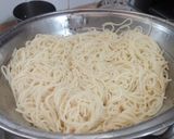 A picture of step 2 of Chicken spaghetti.