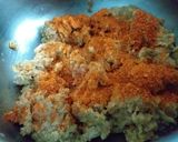 A picture of step 2 of Kachay Qeema k kabab.