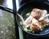 Foto del paso 2 de la receta: Ala una, ala dos y...a la salsa !