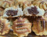 A picture of step 4 of Eid Maamoul with Cream Cheese.