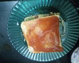A picture of step 4 of Samosa Sandwich.