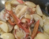 Foto del paso 2 de la receta: Pulpo al horno en cama de verduras