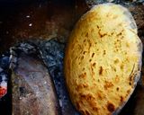 गेहूं के आटे की पानी वाली रोटी (gehu ke aate ki pani wali roti recipe in Hindi) रेसिपी चरण 2 फोटो