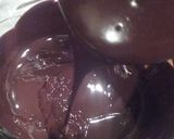 A picture of step 3 of Chocolate Strawberry Roses.