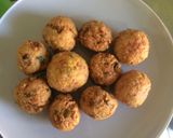 Foto langkah ke 3 dari resep Bola-bola tahu kornet.