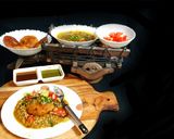 A picture of step 6 of Ragda Patties Chaat.
