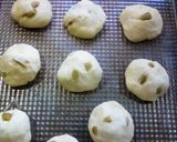Foto del paso 3 de la receta: Panecillos con aceitunas 🫒(⁠ ⁠◜⁠‿⁠◝⁠ ⁠)⁠♡🍺