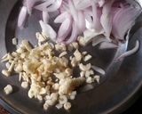 A picture of step 1 of Creamy mushroom soup.