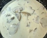 Foto del paso 5 de la receta Pollo con salsa de champiñones y soja