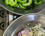 Foto langkah ke 1 dari resep Tumis Pare Teri Medan.
