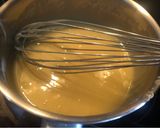 Foto del paso 10 de la receta Tarta rellena de mermelada de fresa y cobertura de chocolate blanco