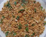 A picture of step 6 of Mooli k parathay.