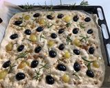 Foto del passaggio 5 della ricetta Focaccia con uva