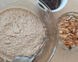 Foto del paso 1 de la receta: Galletas fit de pasas de uva y nuez con base de avena y yogurt