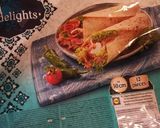 Φωτογραφία βήματος 1 της συνταγής Anna’s super tasty & super healthy tortilla pizza!!!