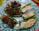 รูปขั้นตอนการทำที่ 4 ของ พริกฮาลาปินโน่ยัดไส้ (Jalapeno Poppers with Steak)