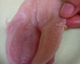 Foto langkah ke 1 dari resep Chicken Cordon Bleu.
