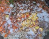 A picture of step 2 of Mix Veg Paratha.