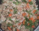 A picture of step 1 of Eggy Fried Rice with Salad.