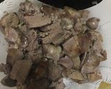 Foto langkah ke 2 dari resep Sambel Goreng Kentang Ati Ampela Simpel.