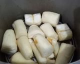Foto langkah ke 1 dari resep Singkong Goreng Empuk.