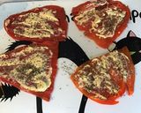 Une image de l'étape 3 de Poivrons surprise aux saucisses fumées moutarde de Dijon, basilic et parmesan.