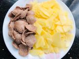 Bò lát chay xào khoai tây