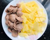 Hình bước làm 1 của món Bò lát chay xào khoai tây