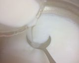 A picture of step 4 of Cherry ice cream.