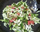 A picture of step 3 of Tomato Pulao (mumbai street style).