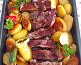 Fokhagymás oldalas, vele sült, rozmaringos burgonyával recept fázis 3 fotója