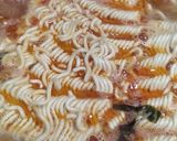 Foto langkah ke 3 dari resep Mie nyemek Masakan Hangat menggiurkan 🍜.